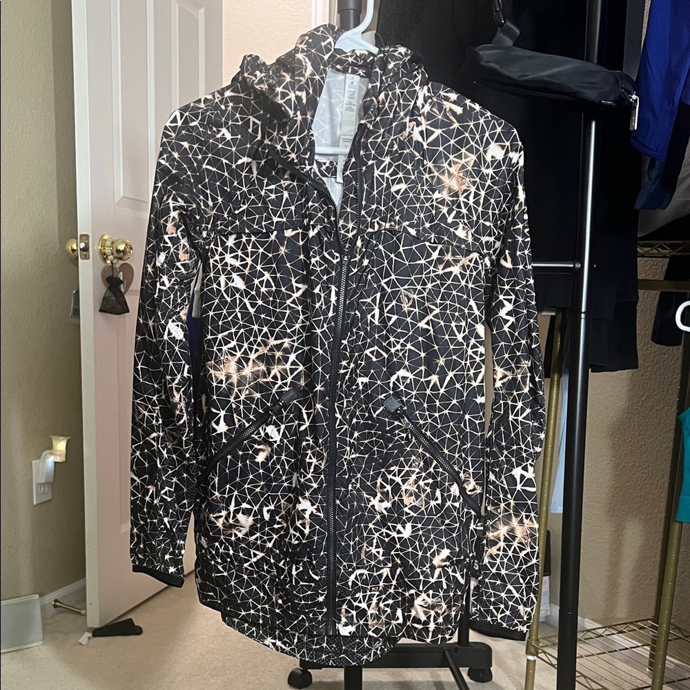 Geometric Black and White rain Jacket 4 - Picture 3 of 8